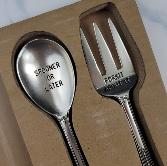 Mudpie Circa Boxed Serving Set 46300102 - Picture 2 of 14